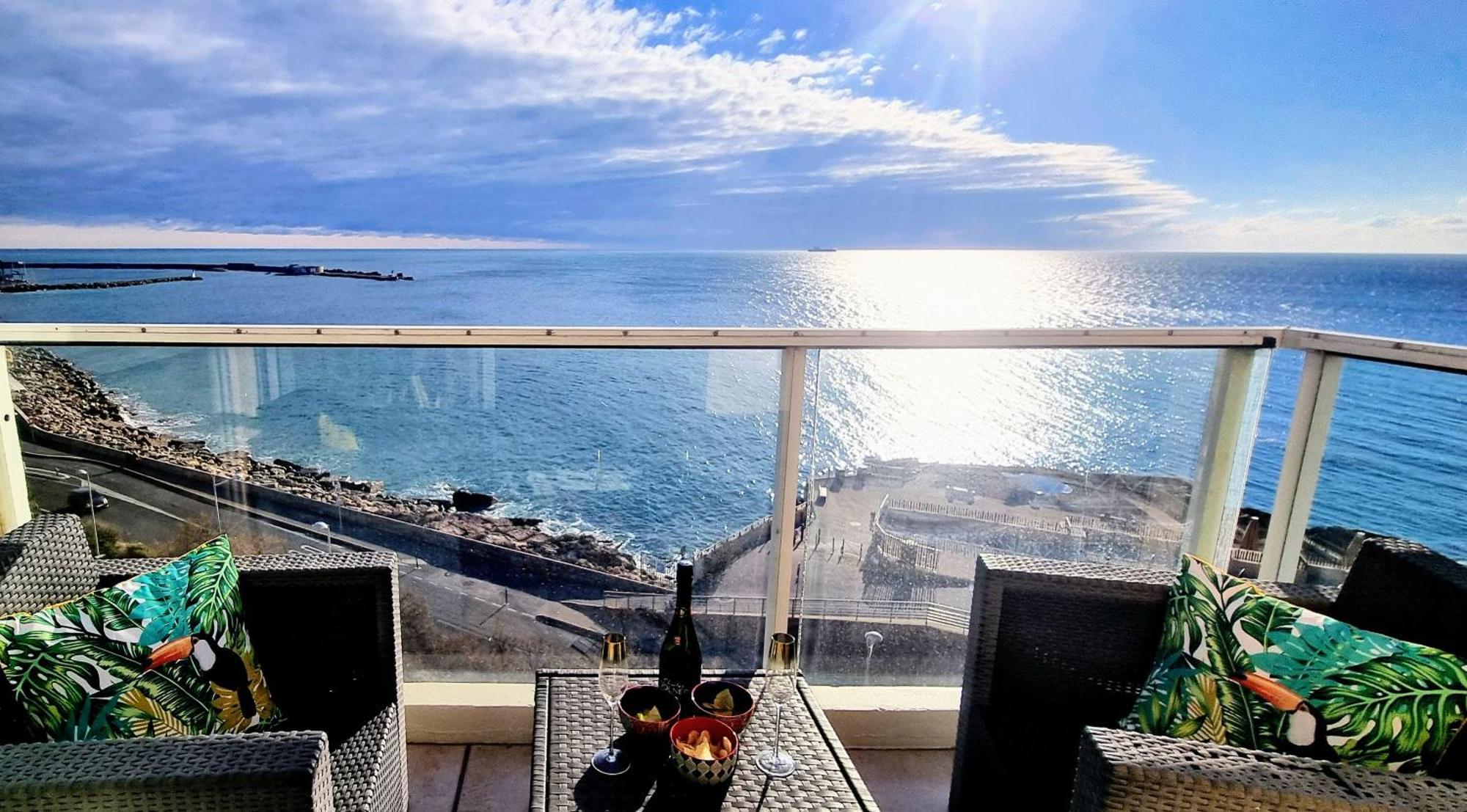 Le Marty 53 Un Balcon Sur La Mer Centre Historique Σετ Εξωτερικό φωτογραφία